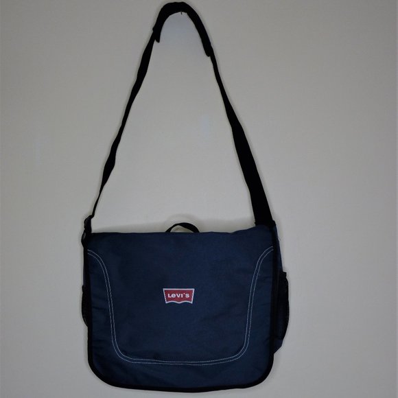 Levi's Canvas Laptop Bag - Picture 2 of 6
